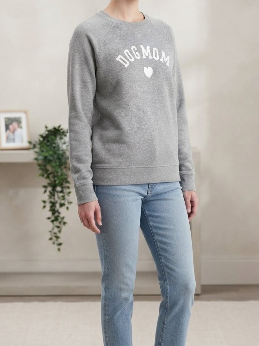 Dog Mom Gray Sweatshirt Crewneck Pullover Size S/M - Picture 1 of 6